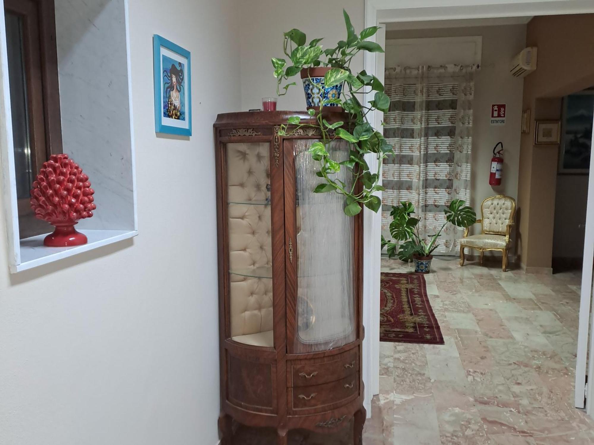 B&B Domus Pina Катания Экстерьер фото
